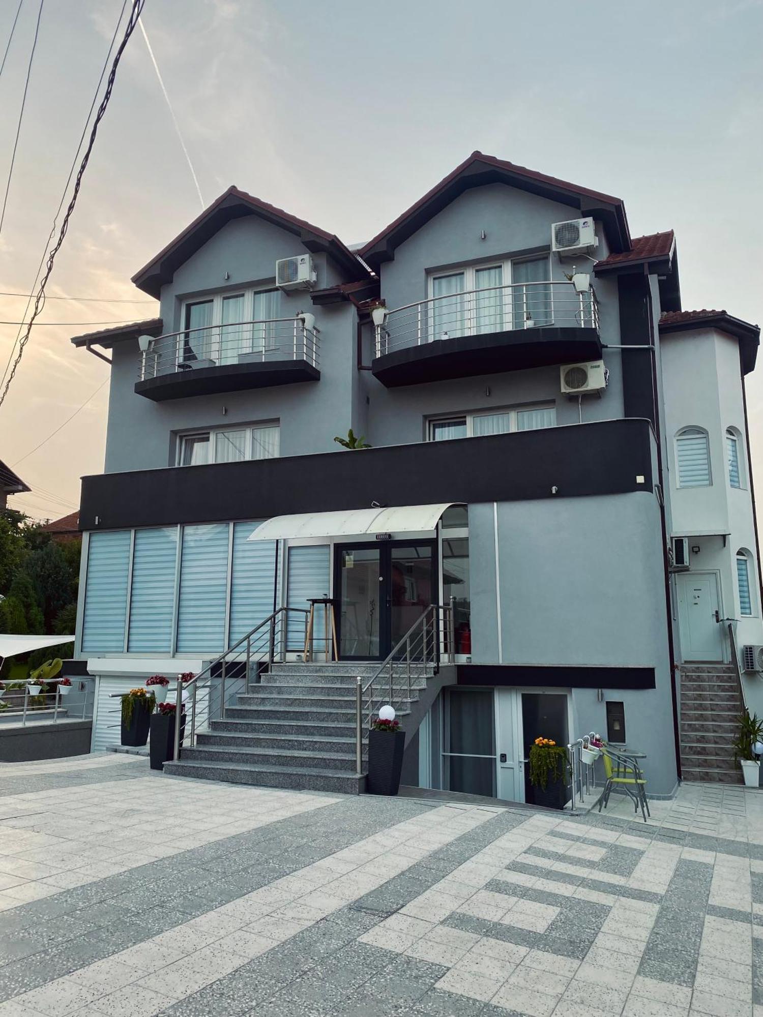 Greenhill Apartments Kumanovo Eksteriør billede