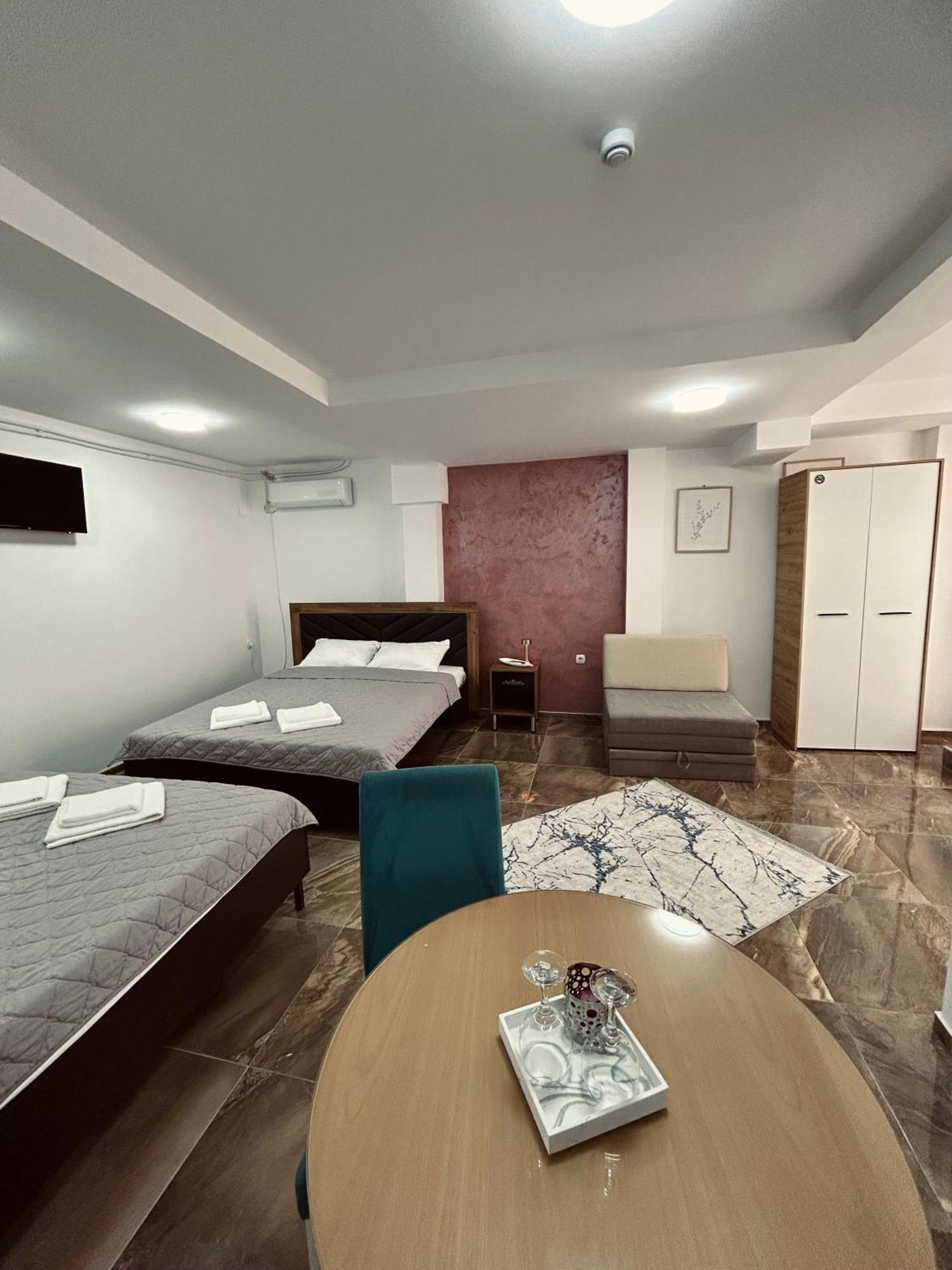 Greenhill Apartments Kumanovo Værelse billede