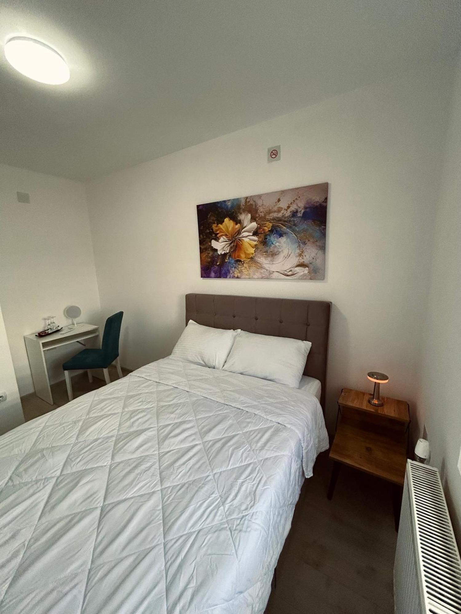 Greenhill Apartments Kumanovo Værelse billede